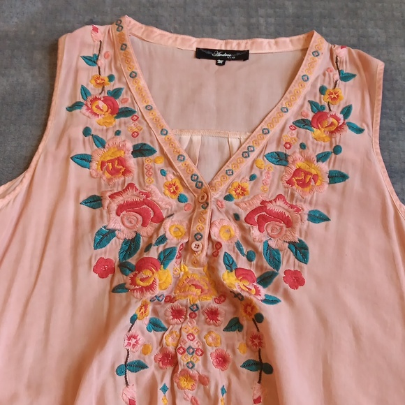ANDREE BY UNIT Floral Embroidered Peach Tunic Top? Boho Lightweight Summer - Picture 5 of 9